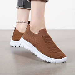 Women's Argyle Pattern Slip-On Running Shoes