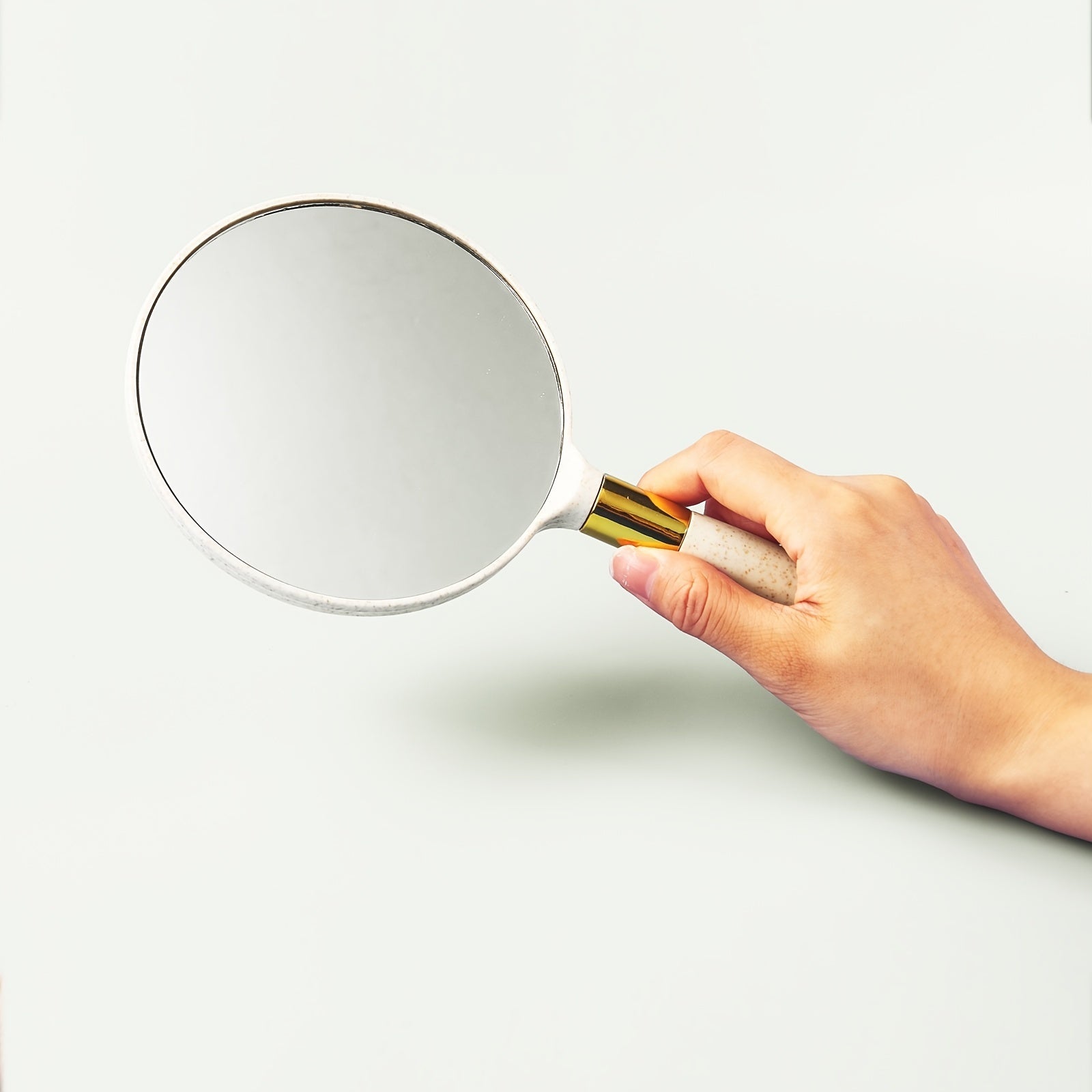 Portable Square Handle Makeup Mirror for Beauty Salons and Tattoos