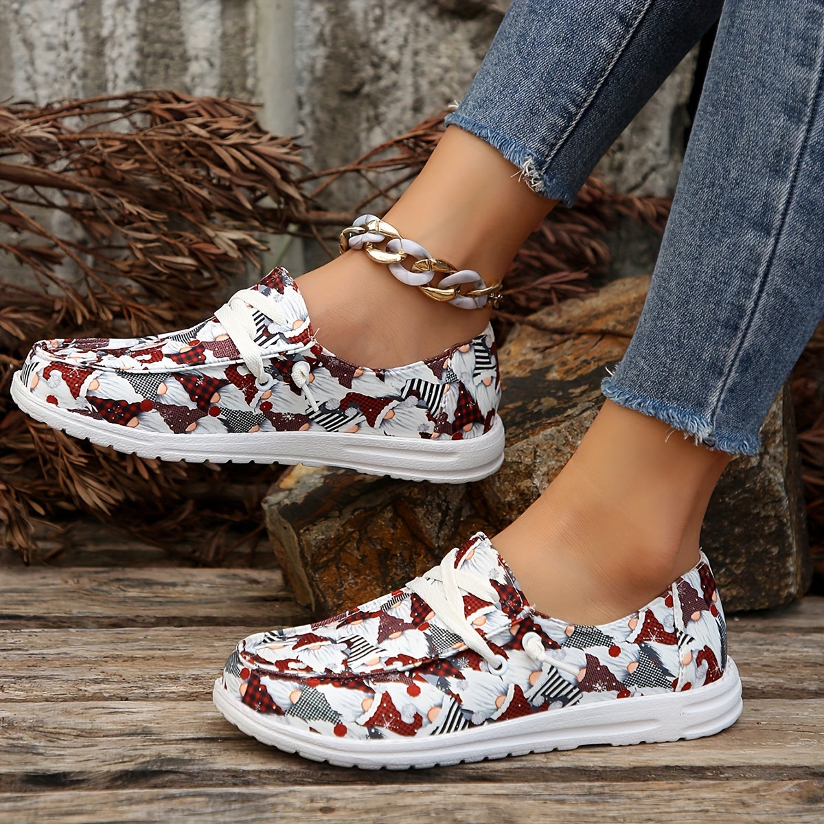 Santa Claus Pattern Flat Walking Shoes Casual Low Top Sneakers