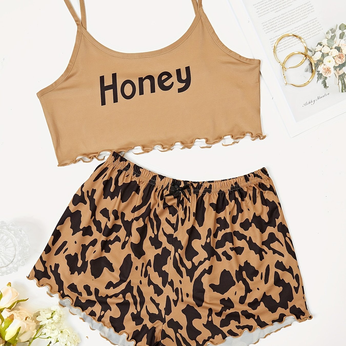 Women's Letter Print Cami & Leopard Shorts Pajama Set