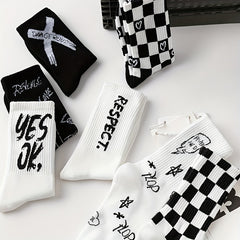 7 Pairs Letter & Plaid Print Socks - Casual Street Women's Stockings & Hosiery