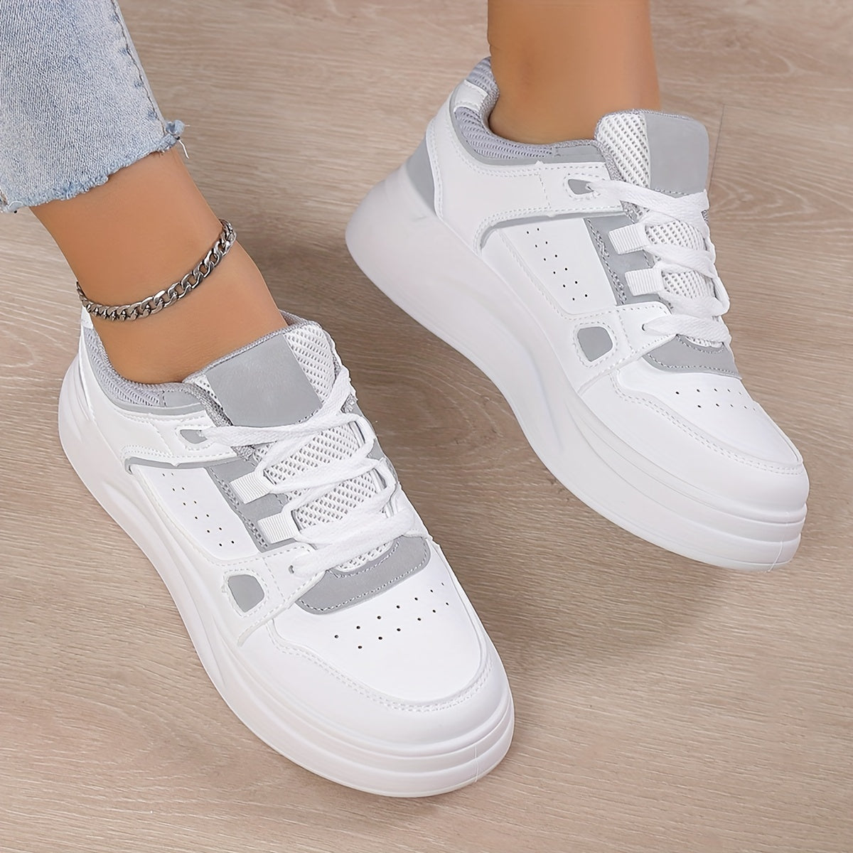 Women's Colorblock Mesh Sneakers Low Round Toe Lightweight Shoes