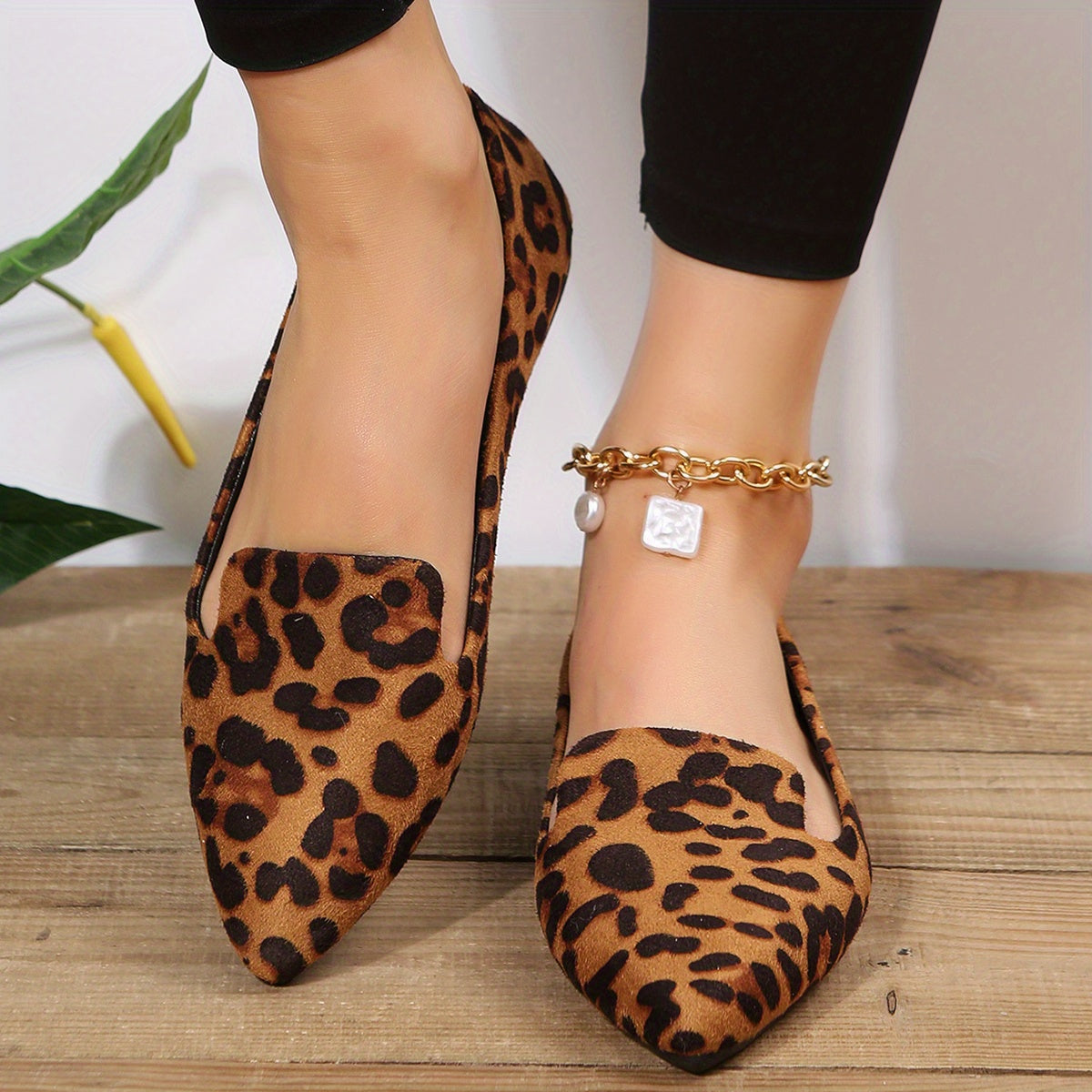 Leopard Print Flat Shoes Soft Sole Micro Suede Casual Flats
