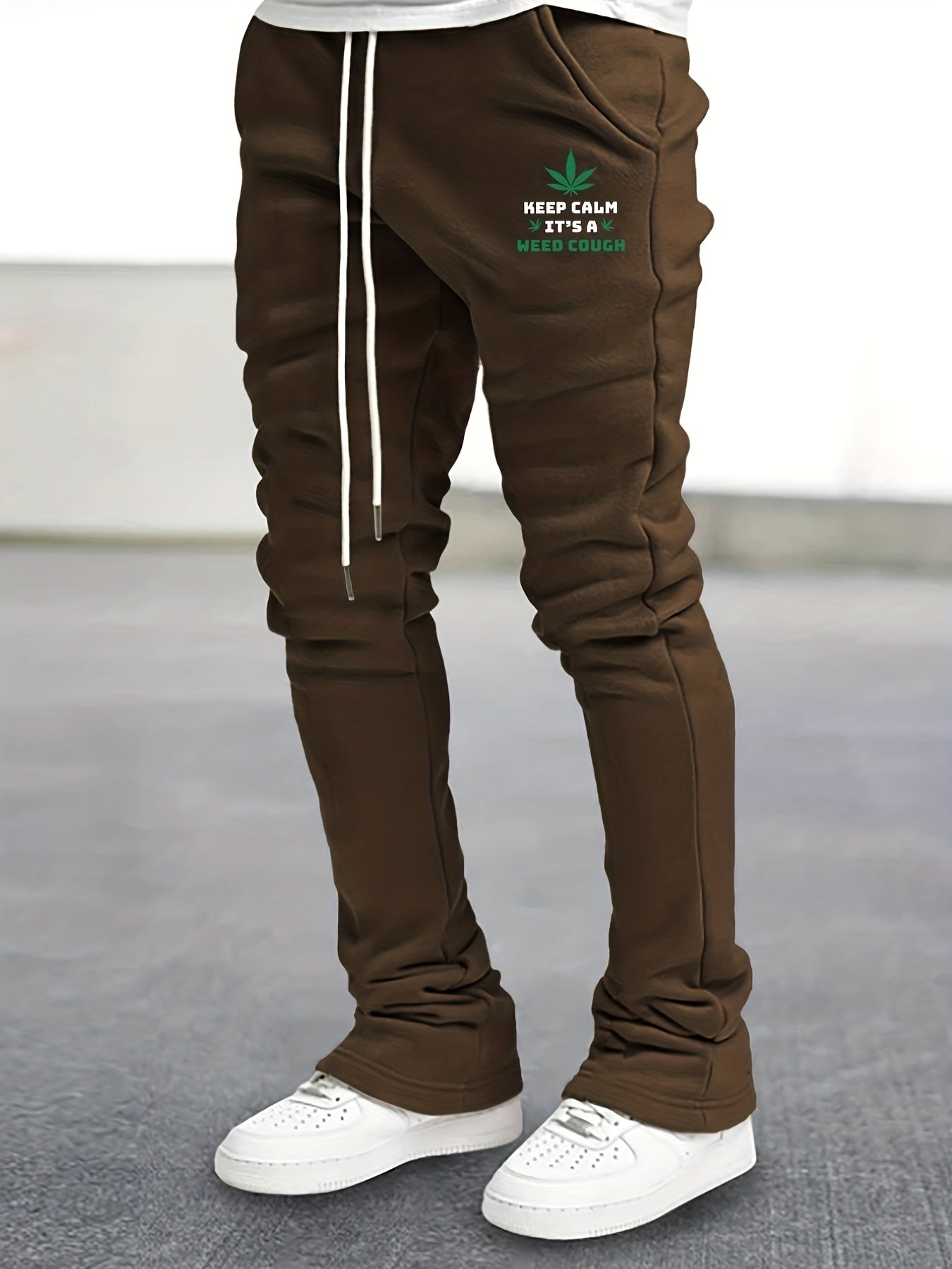 Leaf & Slogan Print Men's Drawstring Jogger Pants