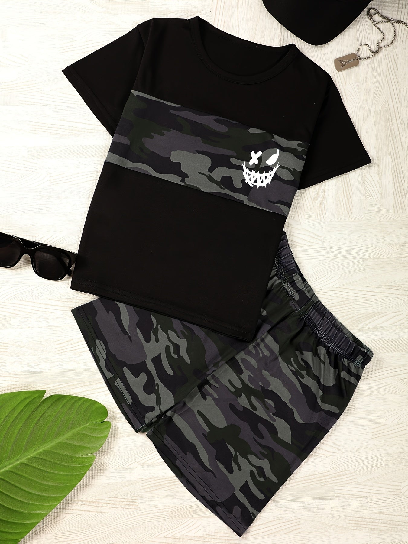 Boy's Gamepad Pattern T-shirt & Shorts Set - Summer Casual Outfit