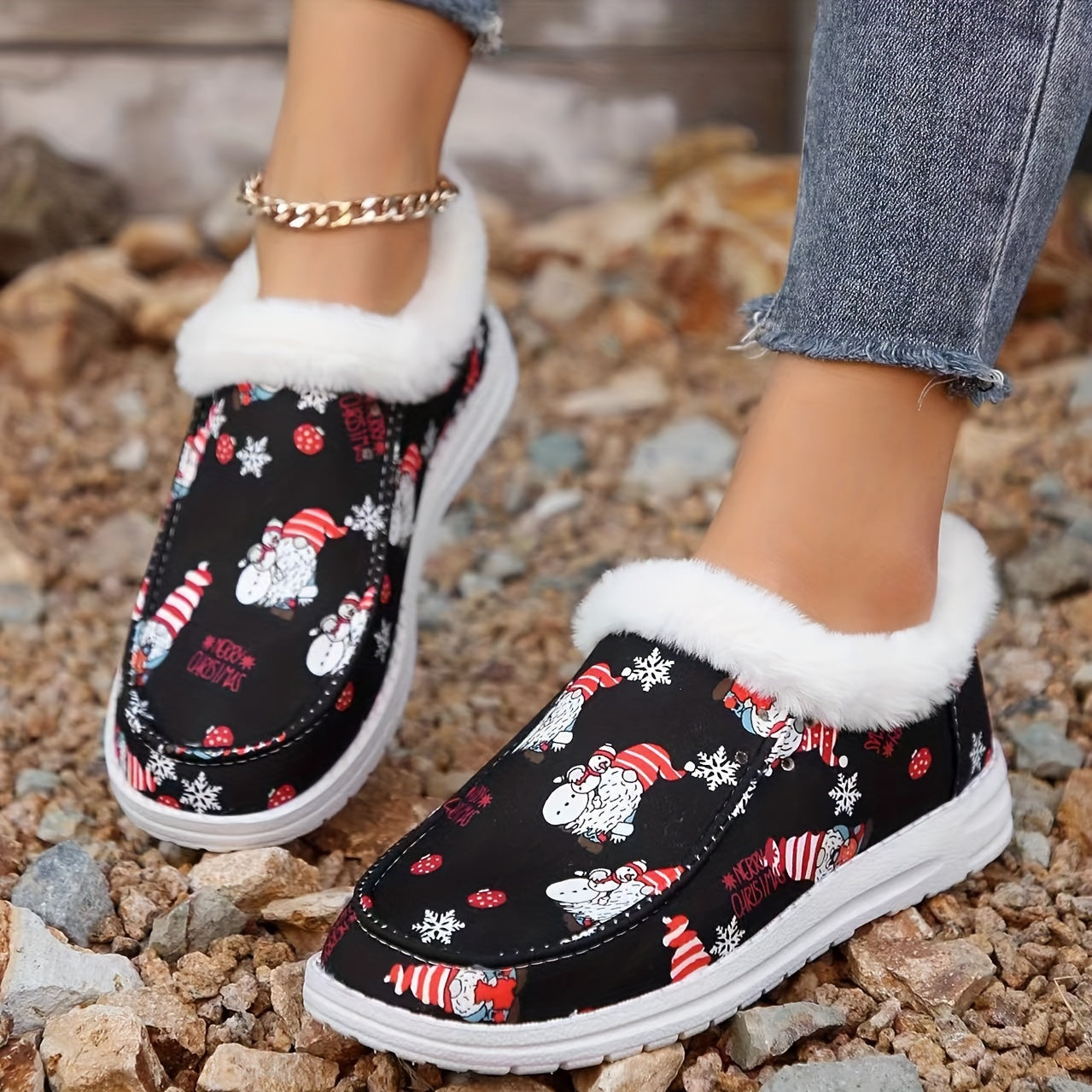 Women's Christmas Santa Print Snow Boots Winter Lace-up Flats Sneakers
