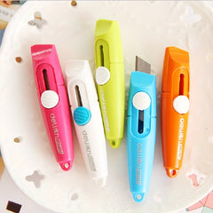 Portable Retractable Utility Cutter for Office School Art Supplies
