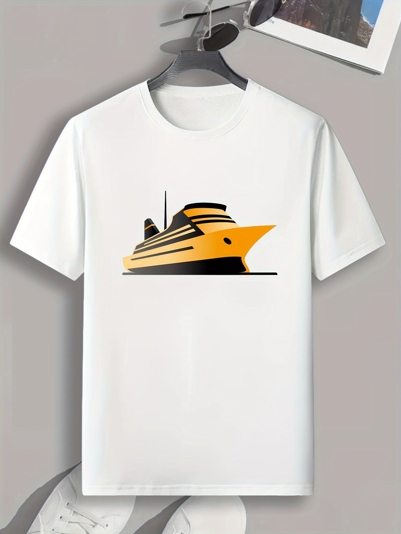 Houseboat Print Men's Graphic T shirt for Summer