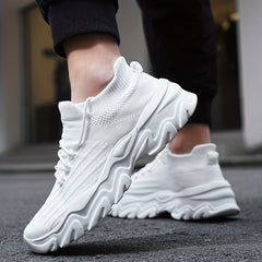 Men's Breathable Sneakers Comfortable Mesh Wear Resistant Outdoor Shoes