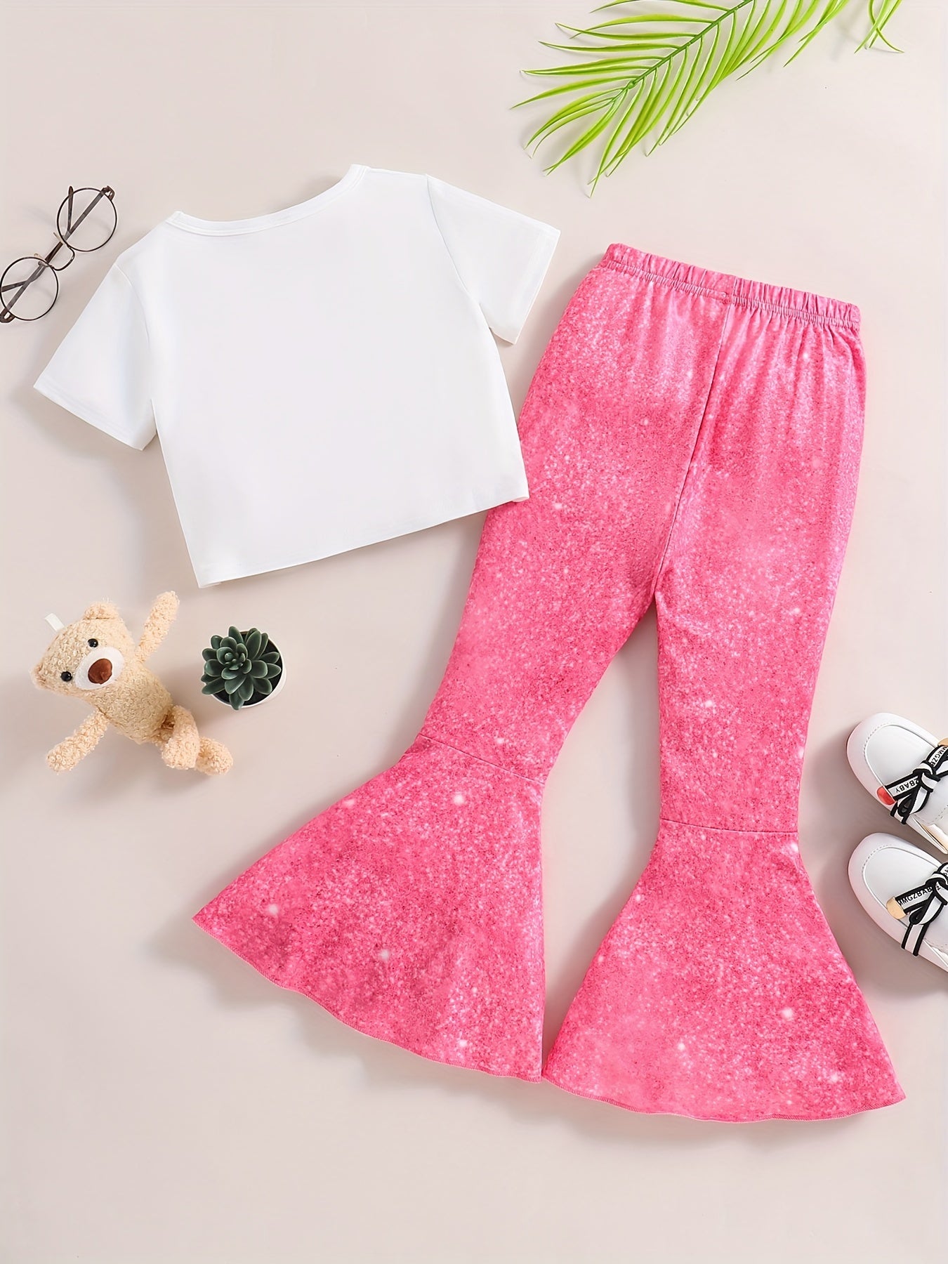 Cartoon Bear Graphic T shirt & Flared Pants Set For Kids