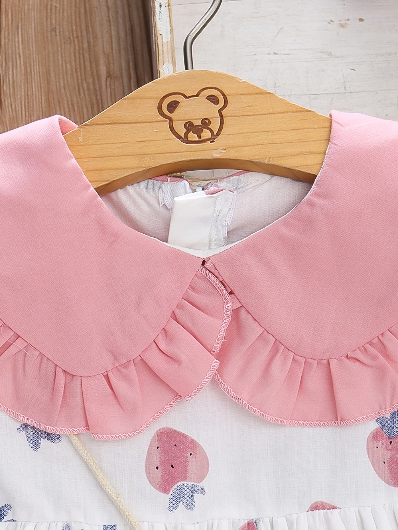 2pcs Girls Strawberry Sleeveless Doll Collar Summer Dress & Bag Set Clothes