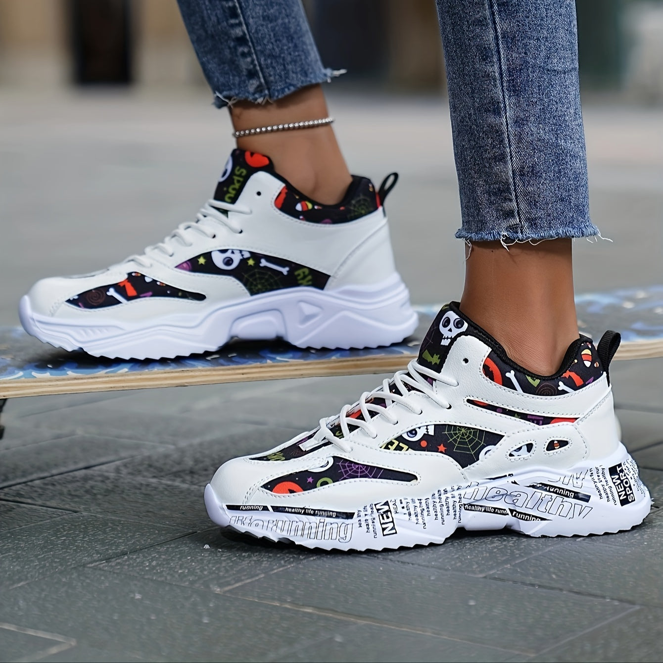 Graffiti Graphic Chunky Sneakers Soft Sole Lightweight Running Shoes