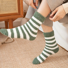 5 Pairs Striped Fuzzy Socks Comfy & Warm Mid Tube Women's Stockings