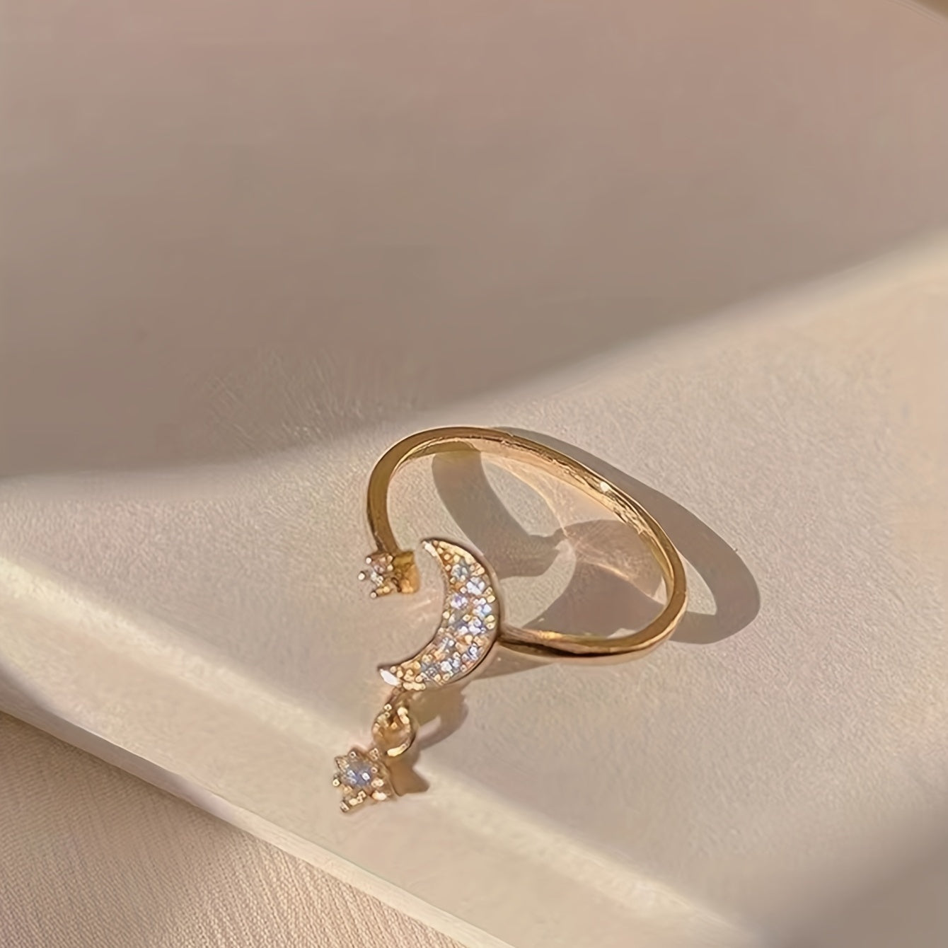 Moon Star Ring Inlaid Zircons Light Jewelry For Female