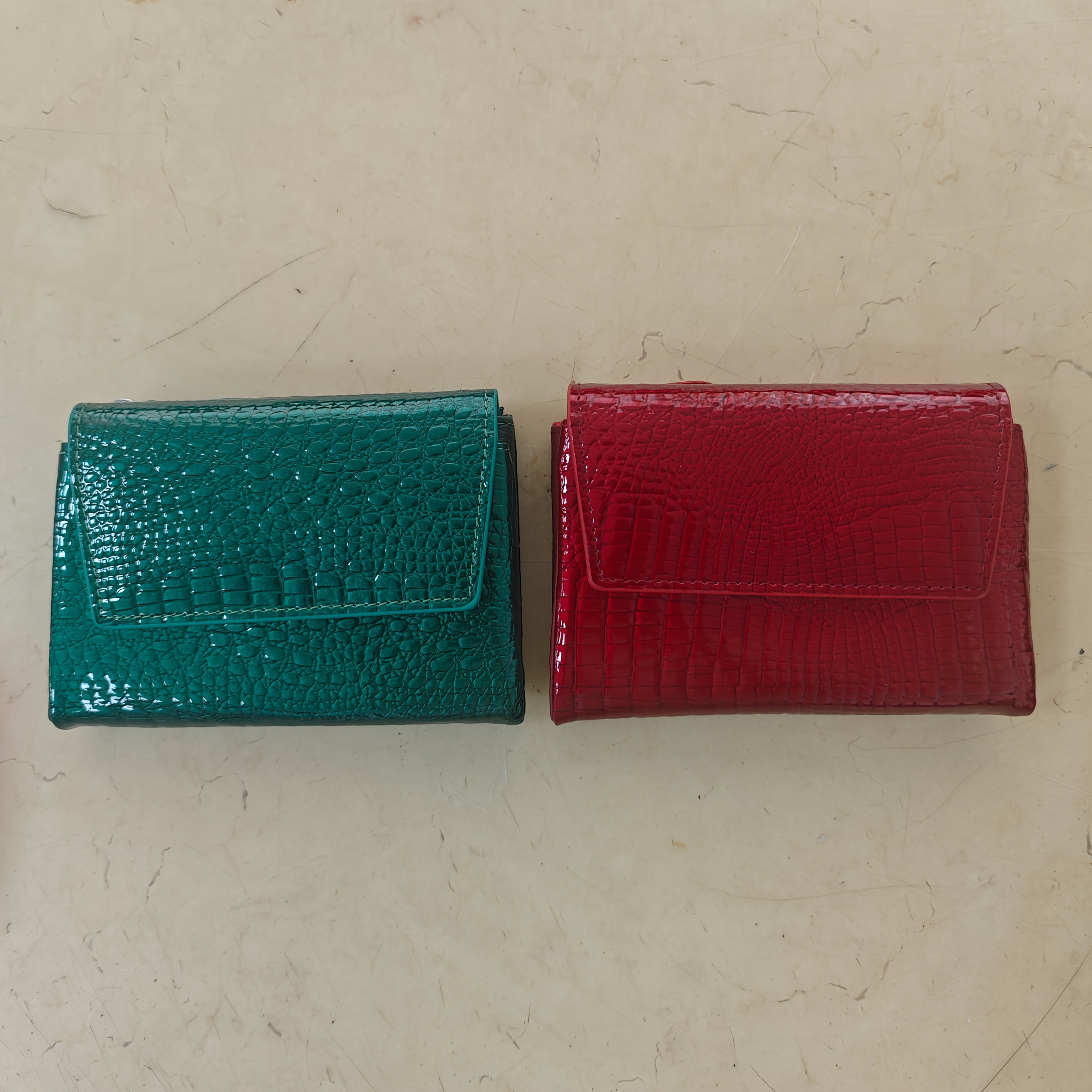 Green Croc Texture Wallet with Triple Magnetic Closure