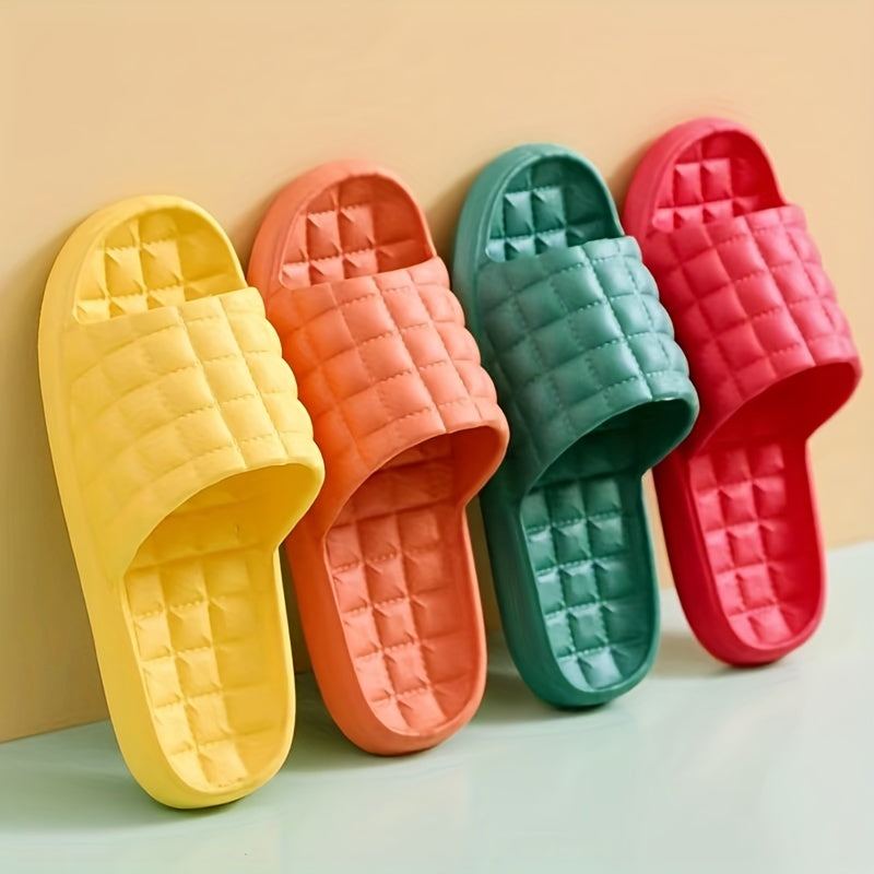 Women's Plaid Pattern Slides Soft Sole Quilted Lightweight Bath Shoes