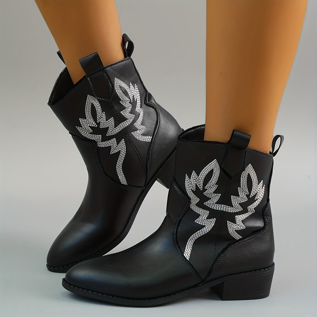 Women's Retro Western Embroidered Cowboy Boots