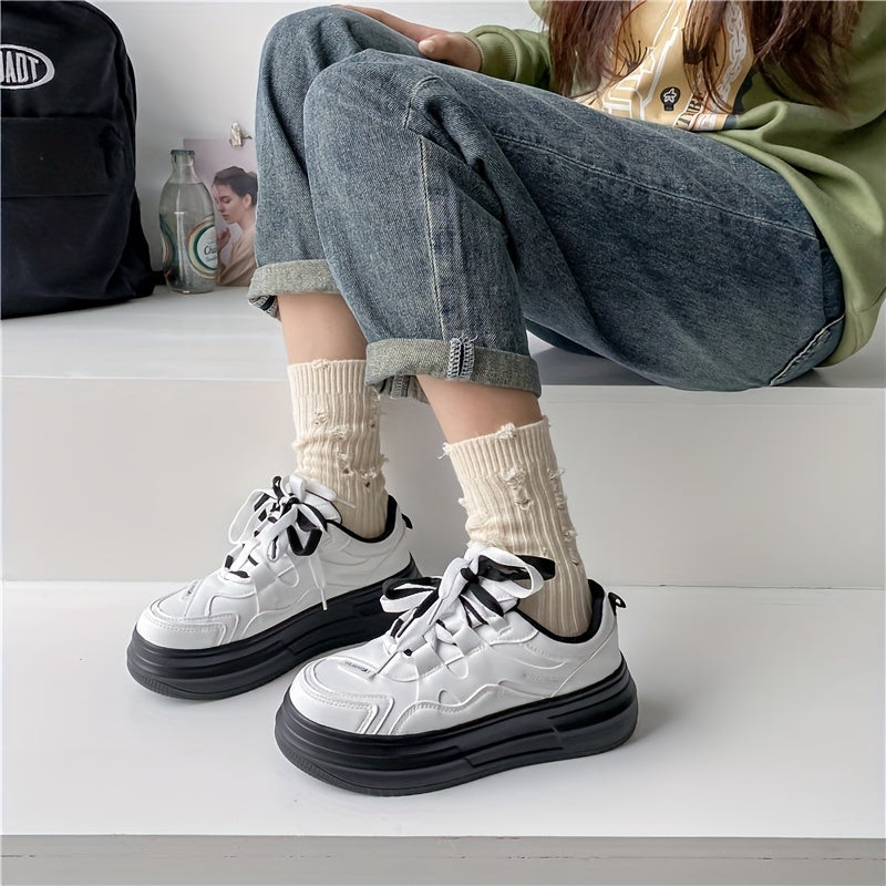Women's Platform Skate Shoes Round Toe Low Top Trainers