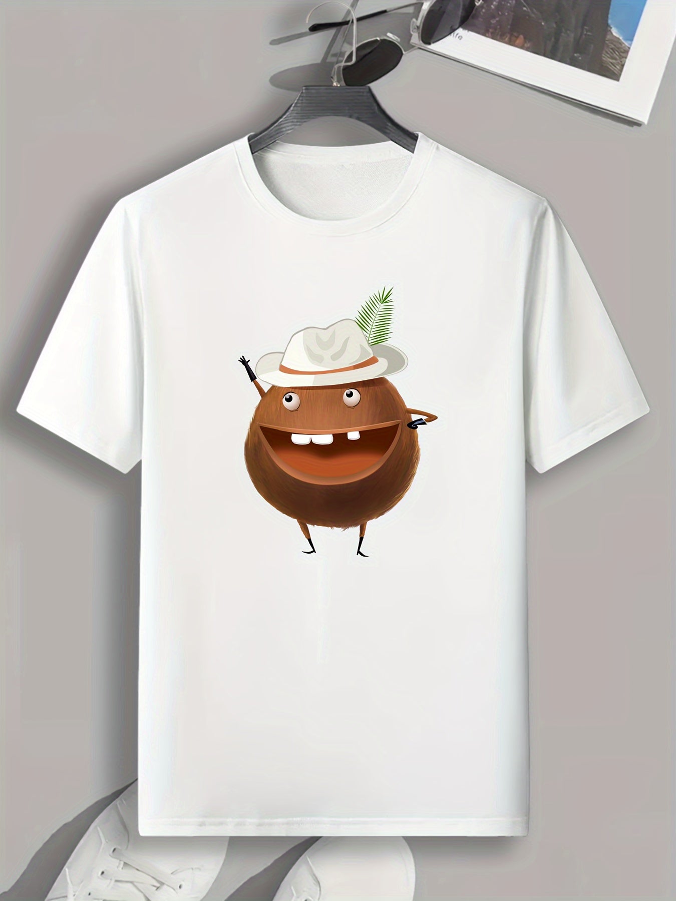 Coconut Print Men's Graphic T-shirt for Summer