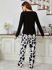 Cow Print Pajama Set Long Sleeve Crew Neck Top & Pants Women's Sleepwear
