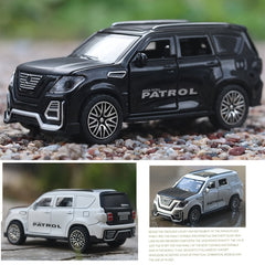 Four Open Door Alloy Off road Vehicle Model Toy Small Car Model Ornament Gift