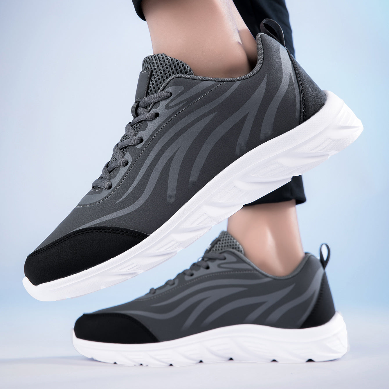 Men's Lightweight Sport Shoes for Outdoor Activities