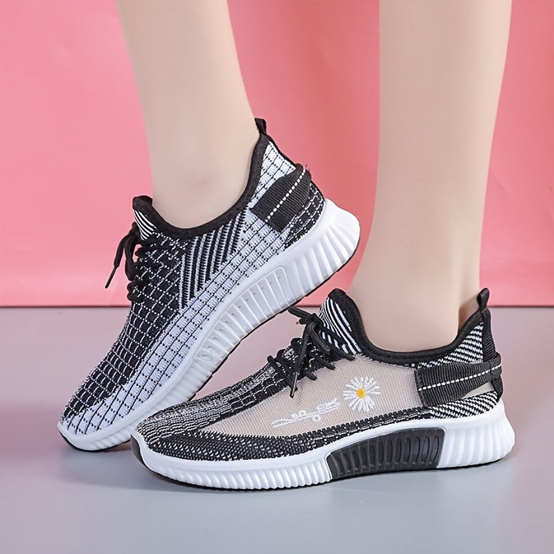 Women's Daisy Mesh Low Top Sneakers Breathable Lace Up Running Shoes