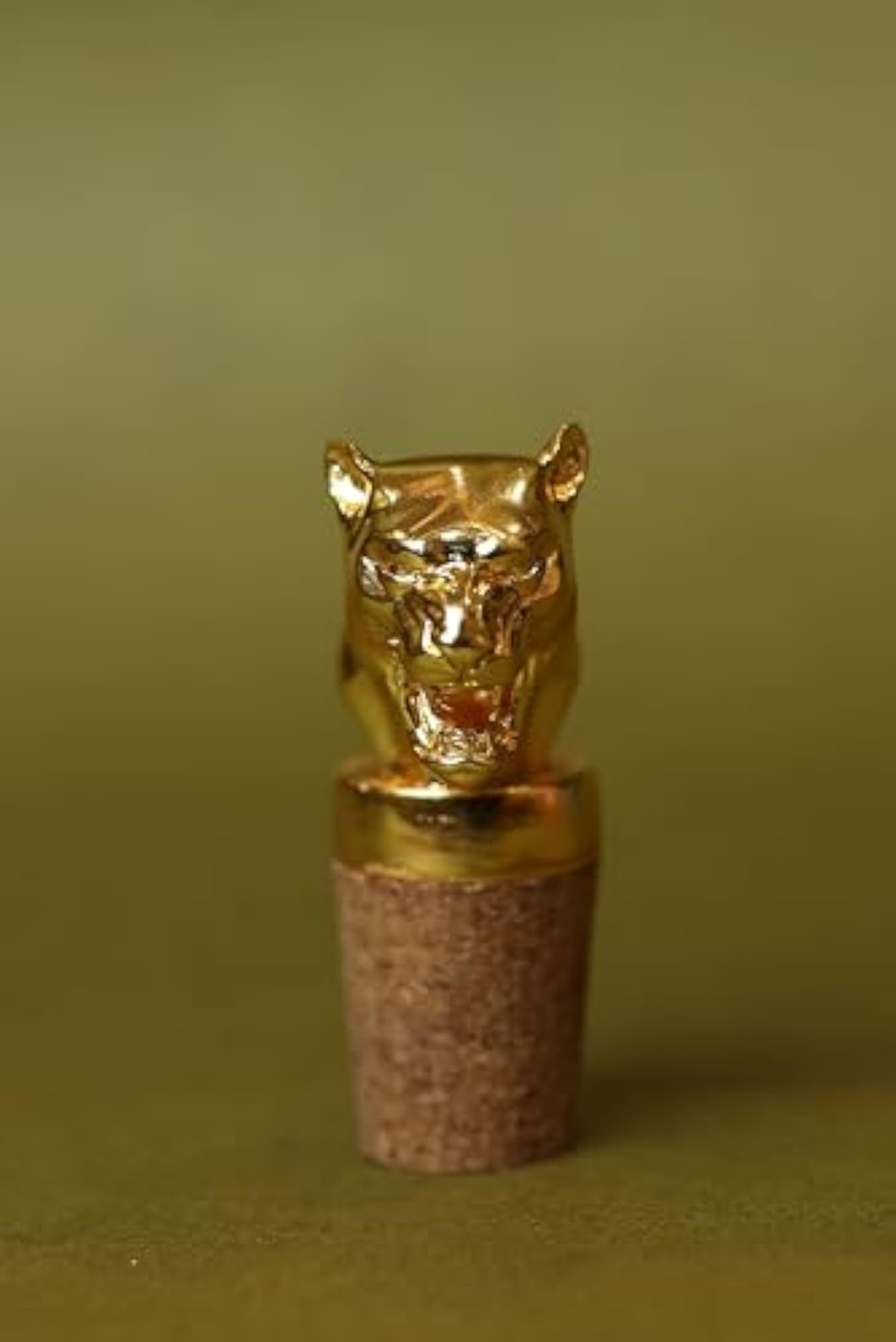 img_8403758