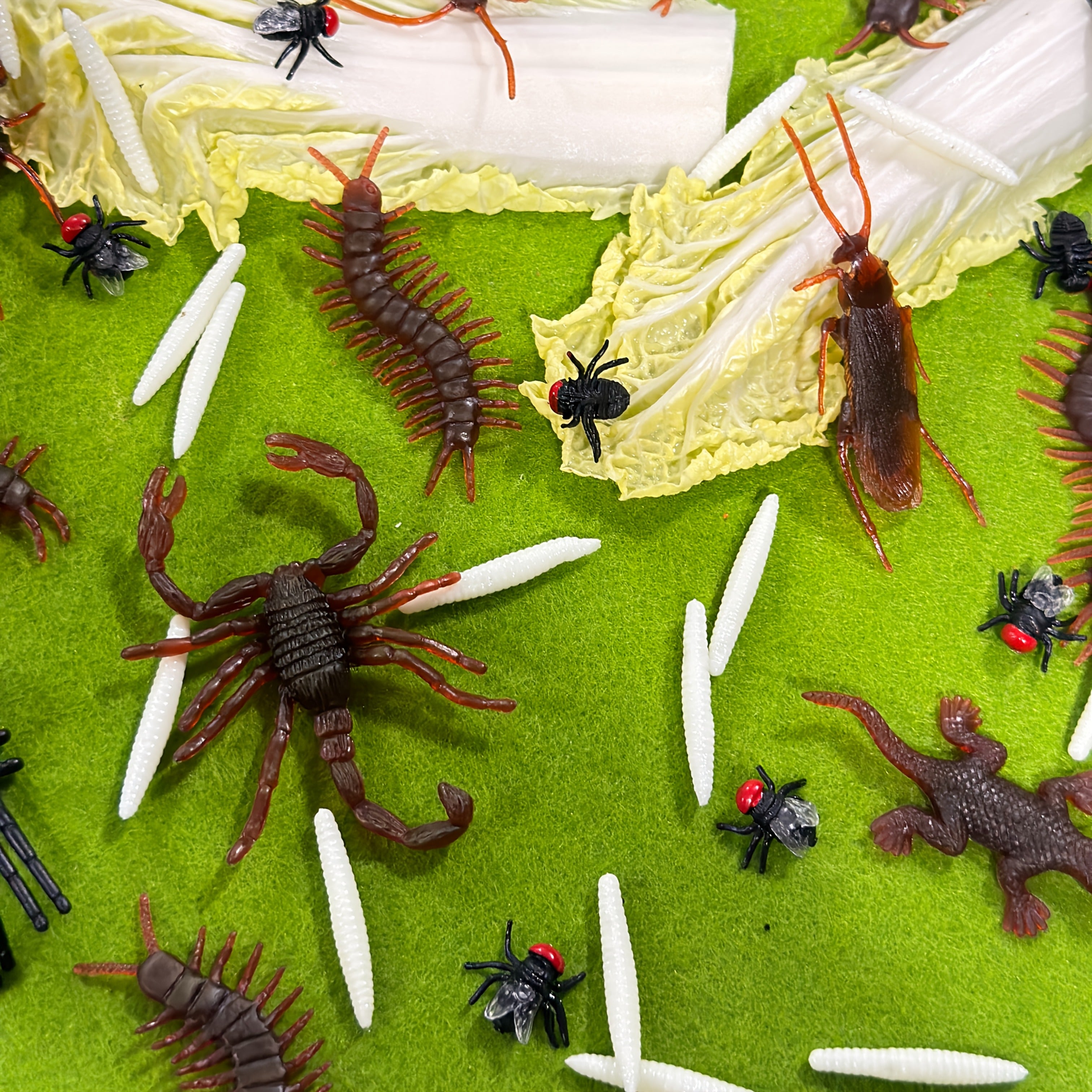 10pcs Adult Novelty Toys Simulation Insects Cockroaches Geckos etc