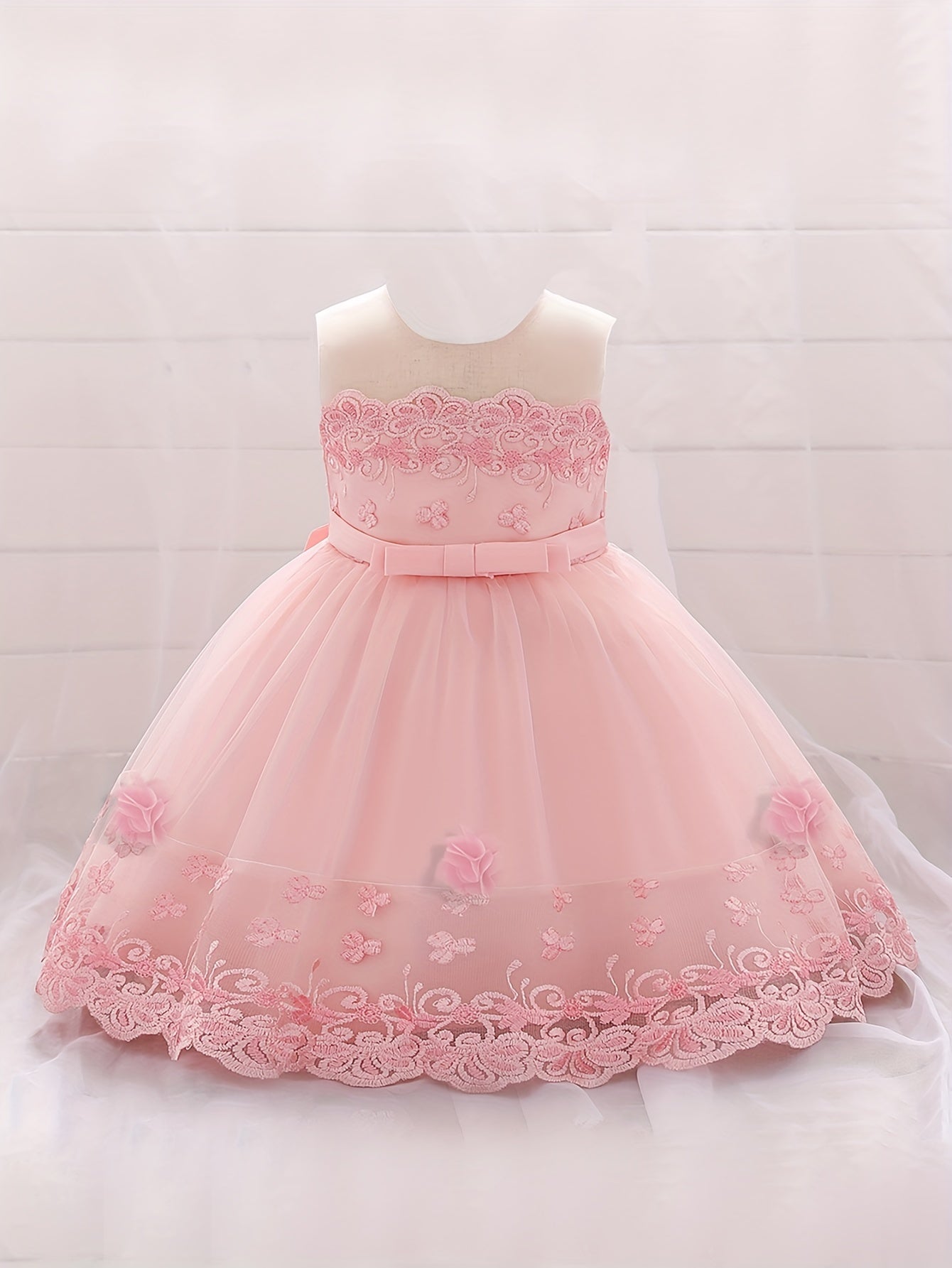 Girl's Princess Dress Embroidered Lace Flower Puffy Dress