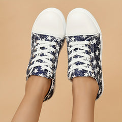 Women's Stars Canvas Shoes Casual Lace Up Low Top Sneakers