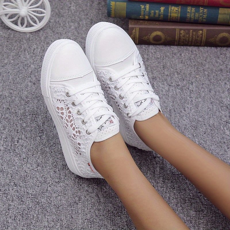 Women's Mesh Sneakers Casual Lace Up Outdoor Shoes Lightweight Low Top Shoes