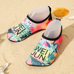 Stylish Aqua Socks with Letter & Flower Pattern - Quick Drying
