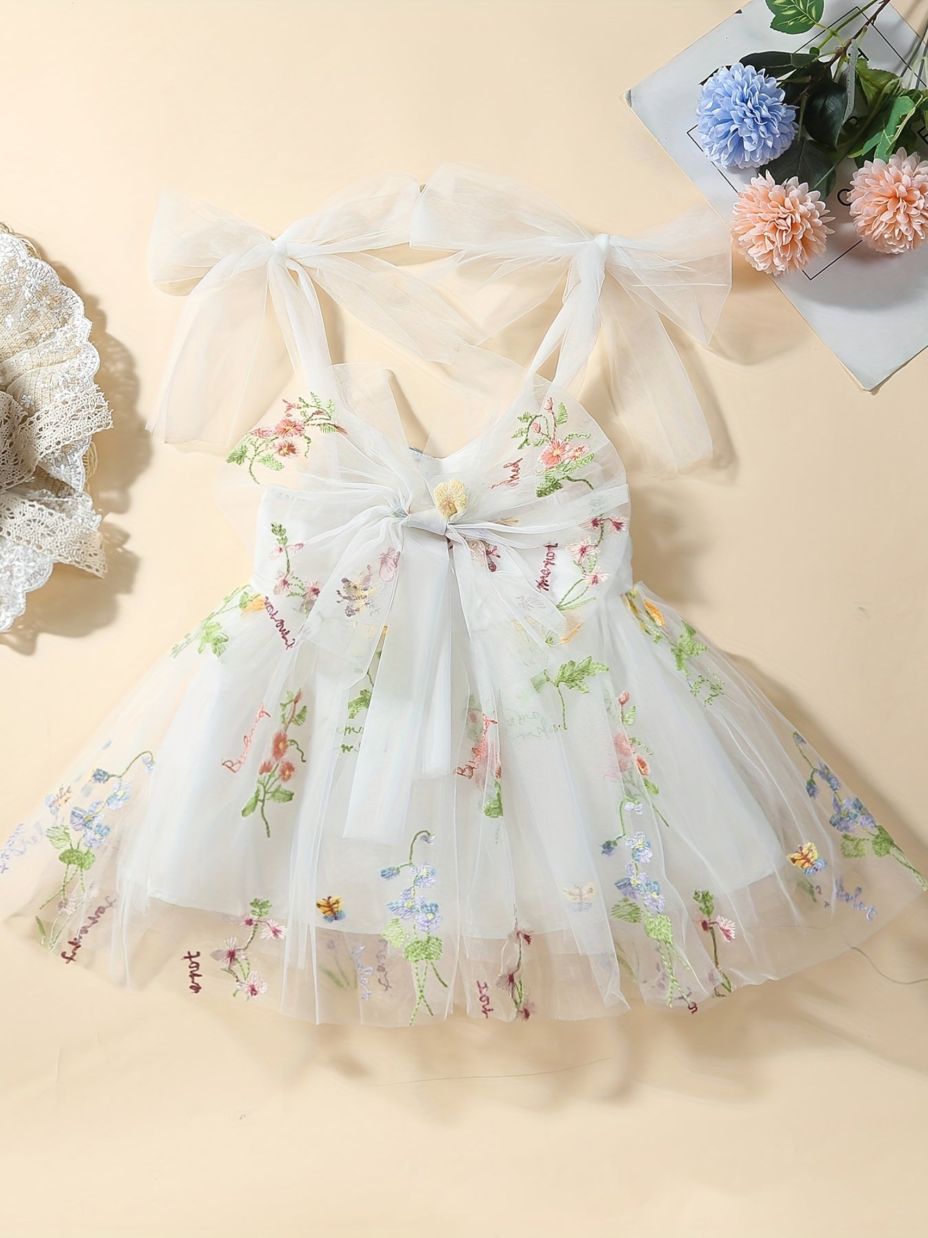 Toddler Girls Lace Up Princess Dress With Floral Embroidery
