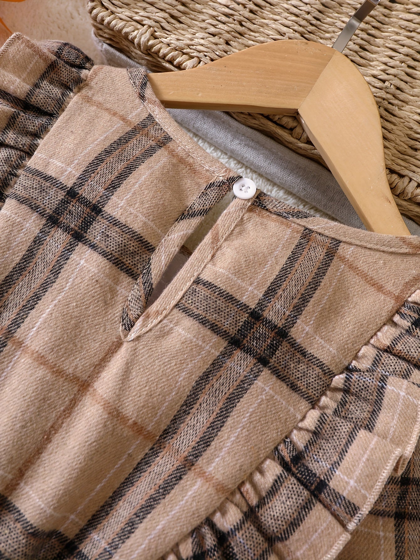 Girls' Plaid Ruffle Trim Dress Set with Hat