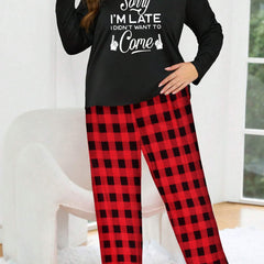 Casual Pajamas Set with Finger Gesture & Letter Graphic Tee
