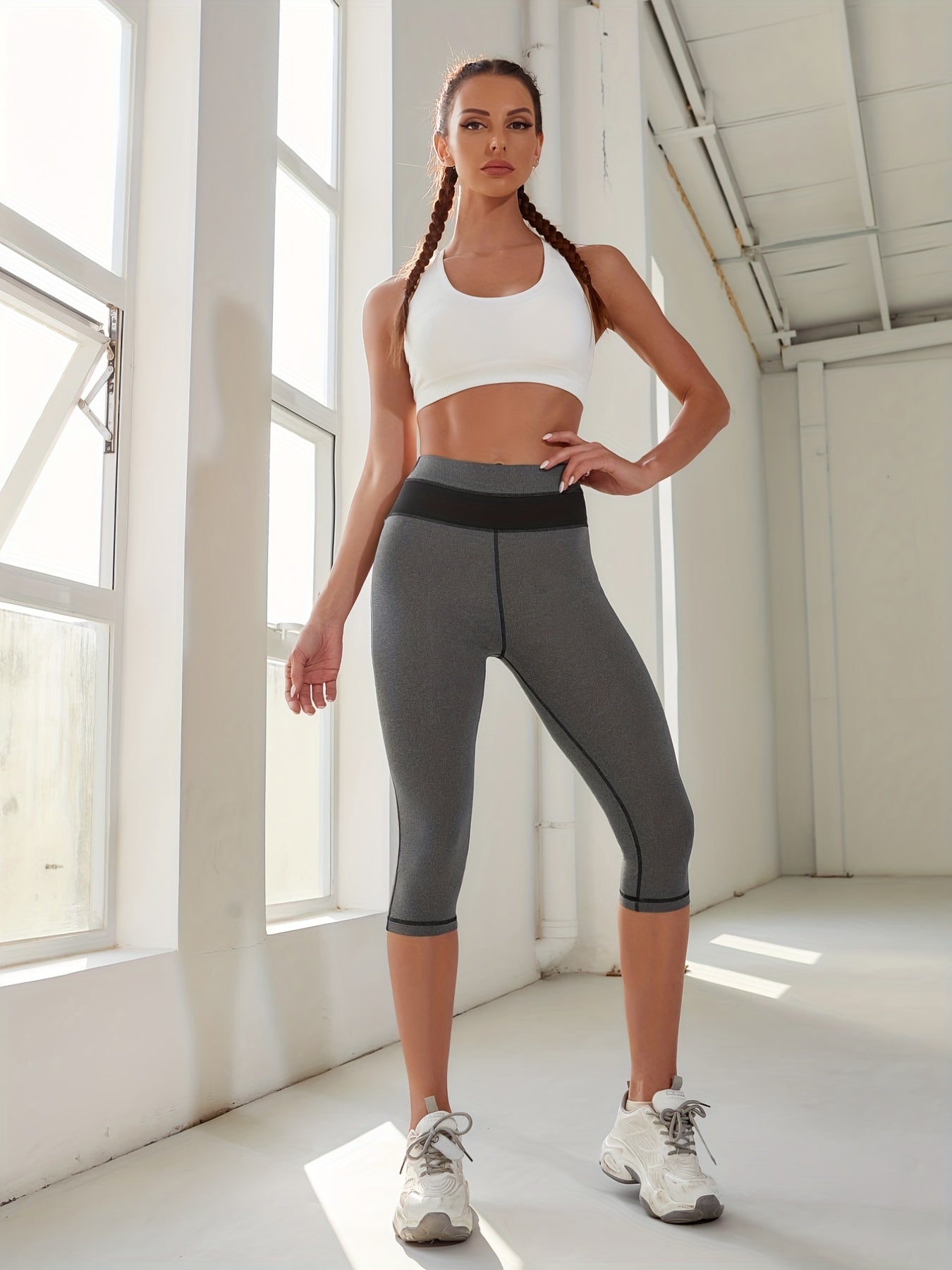 High Stretch Yoga Pants with Contrast Stitching for Women