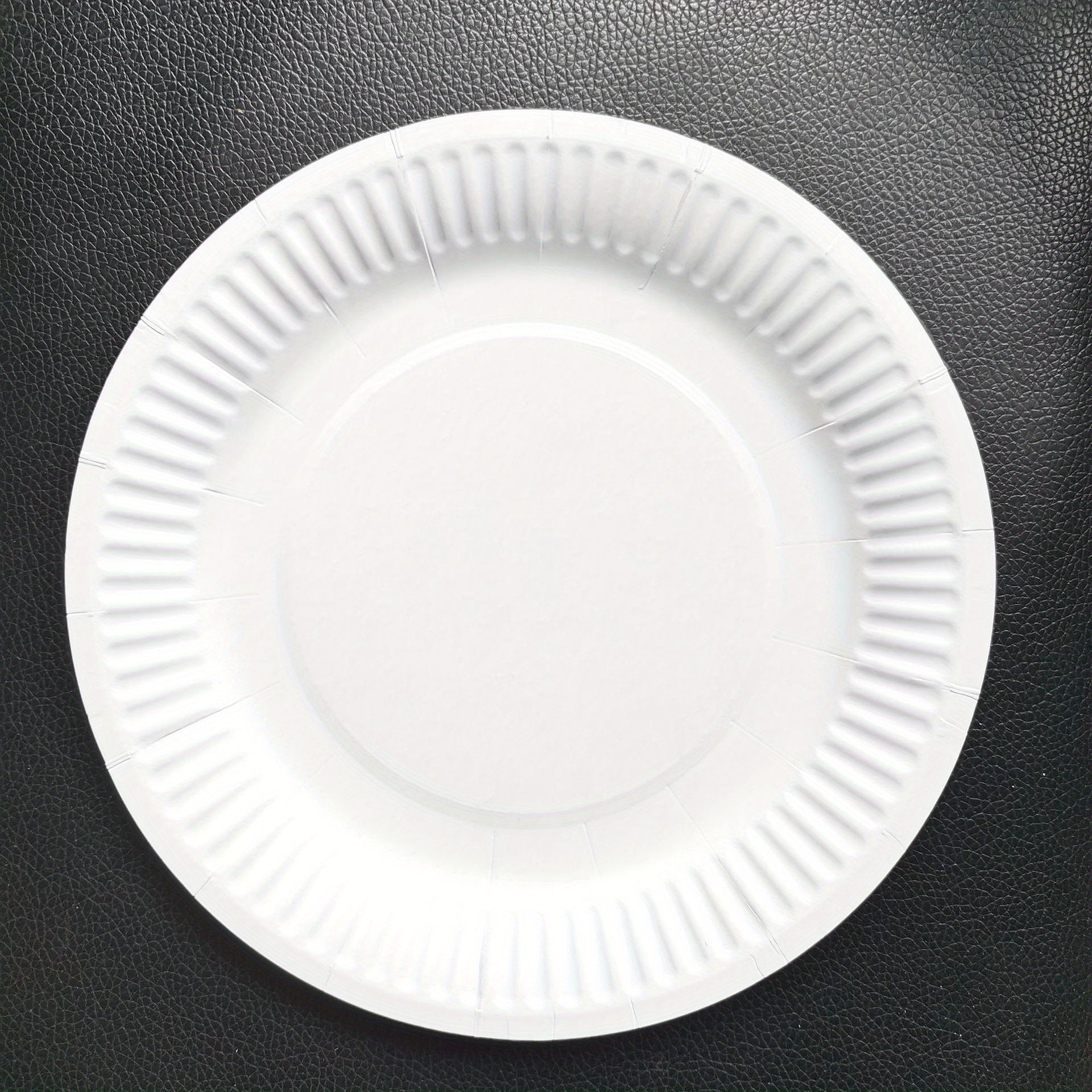 50pcs Disposable Plate Round Paper Plate for Wedding Anniversary Birthday Party