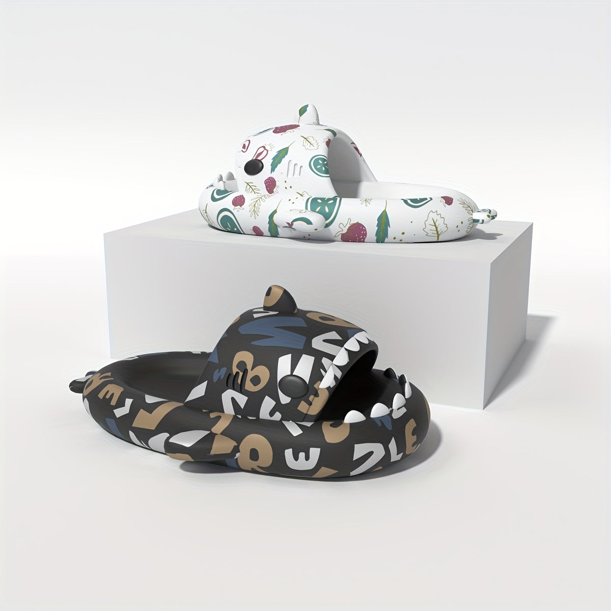 Men's Alphabet & Fruit Pattern Non Slip Platform Slides