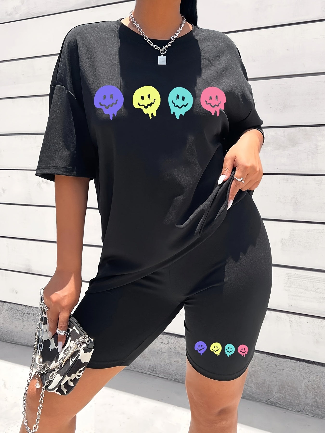Melting Smile Two Piece Set Crew Neck T-Shirt & Shorts