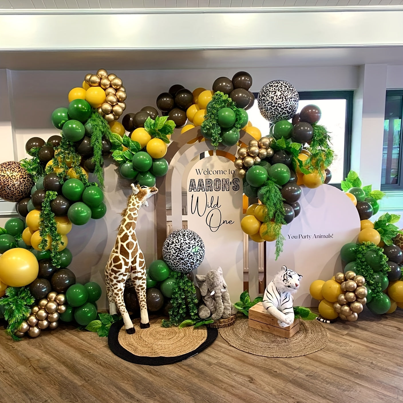 50 Dark Green Latex Balloons for Party Decorations
