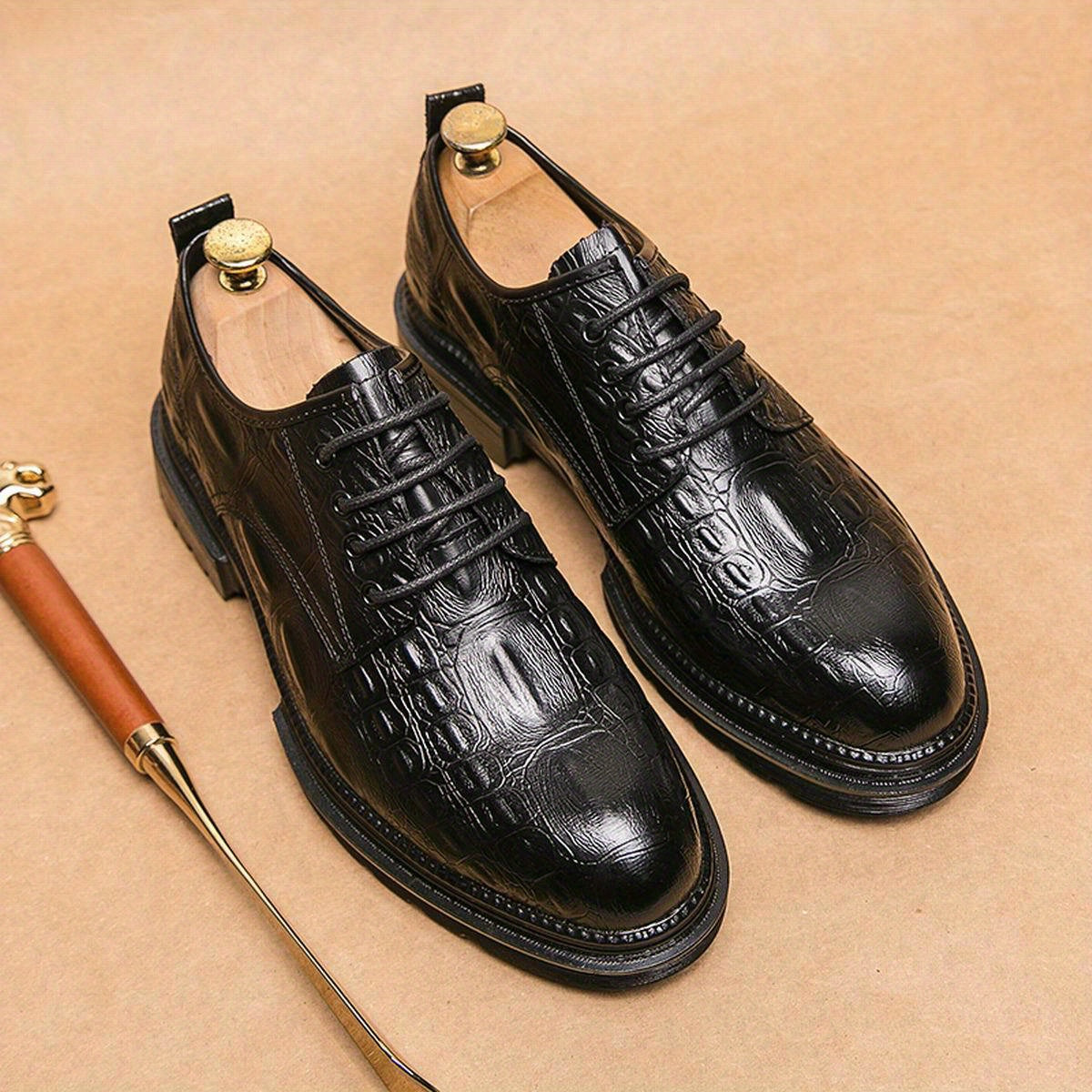 Men's Crocodile Pattern Derby Shoes Wear resistant Non Slip Formal Shoes