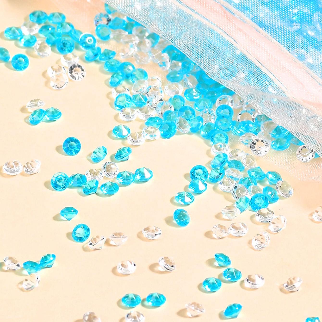 2000pcs 4mm Acrylic Diamond Rhinestone Table Decor For Kids