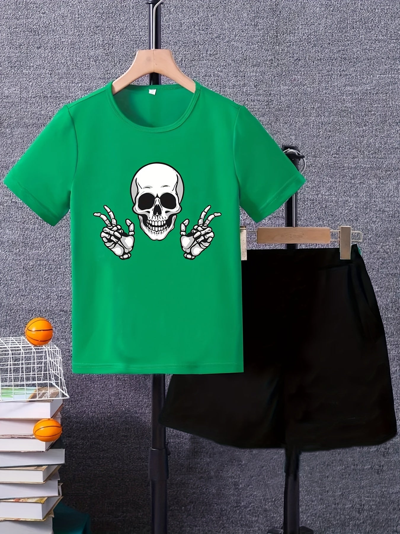 Boy's Happy Skull Print 2pcs Set: T-shirt & Shorts