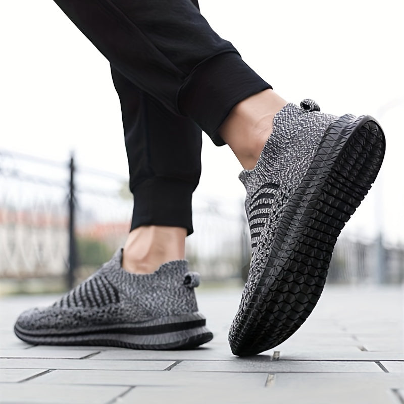 Men's Lightweight Slip On Casual Shoes For Traveling Jogging