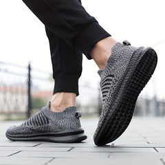 Men's Lightweight Slip On Casual Shoes For Traveling Jogging