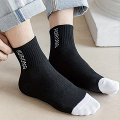 6 Pairs Men's Striped Crew Socks Breathable Casual Outdoor Unisex Socks