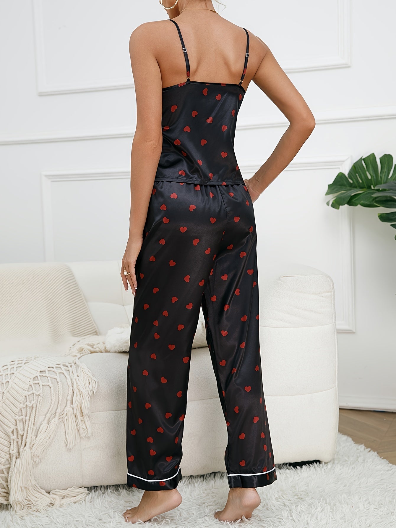 Heart Print Pajama Set V Neck Cami Top & Pants Women's Sleepwear