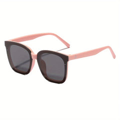 Stylish Sunglasses for Holiday Party and Outdoor Travel