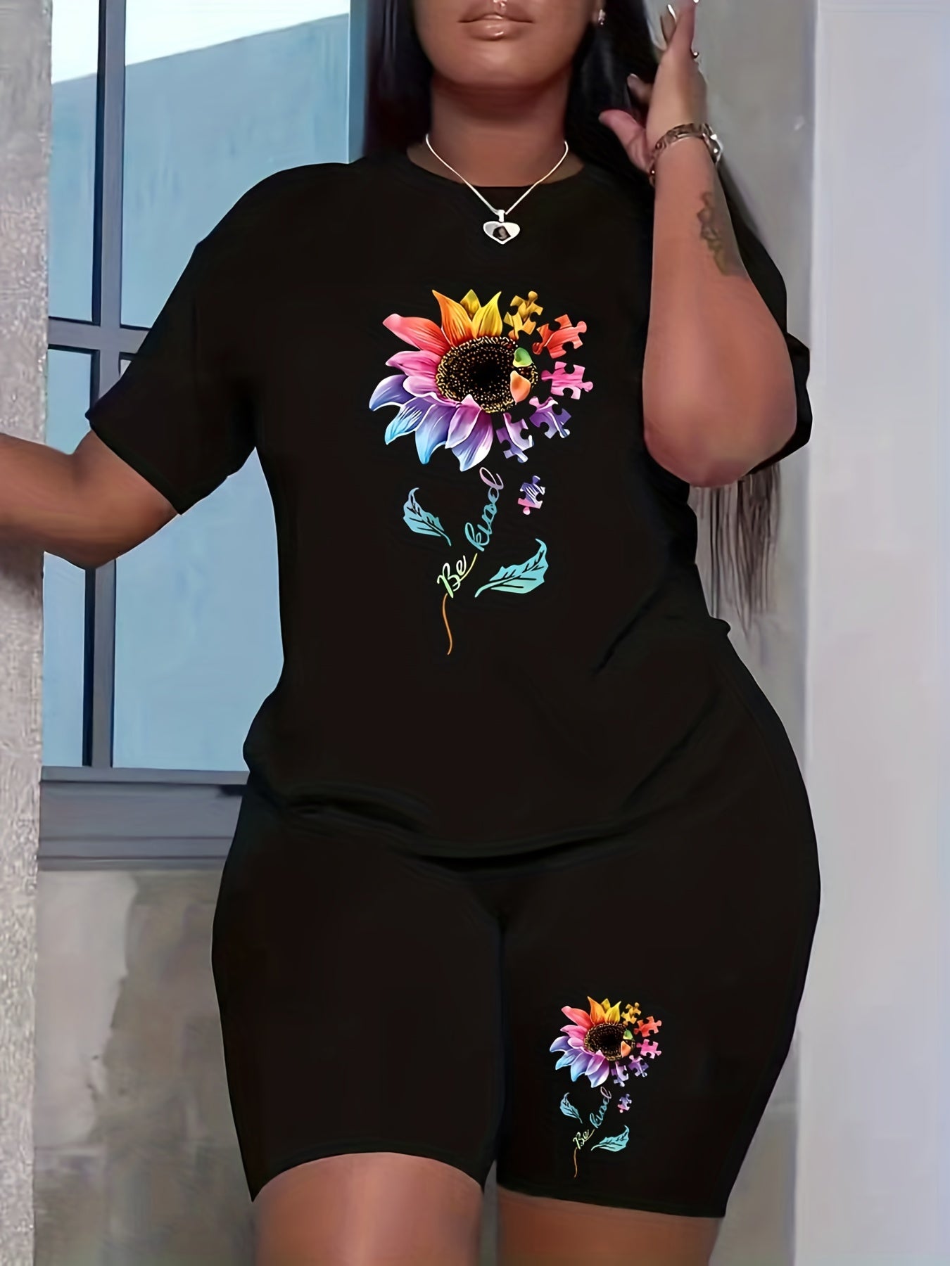 Women's Plus Sunflower Print Top & Shorts Two Piece Set